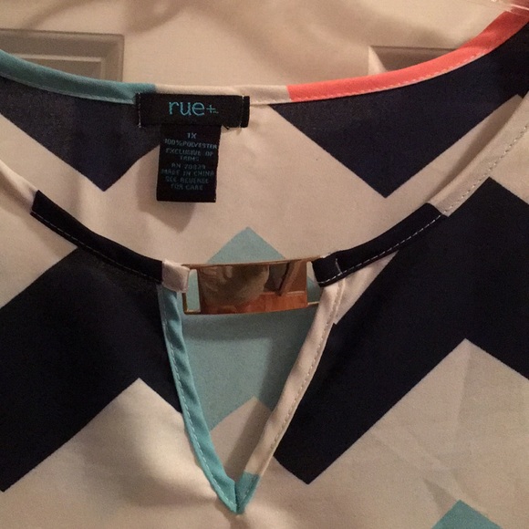 Chevron top - Picture 4 of 5